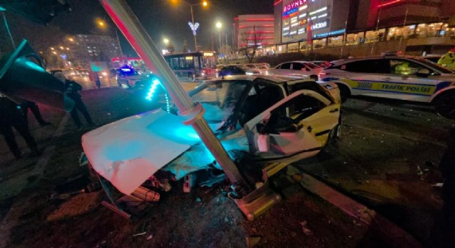  Polisten kaçarken kaza yaptı: 3 yaralı